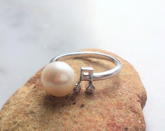 Sterling Silver 925 Rose Pink Freshwater Pearl Swarovski musical note ring