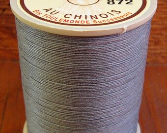 Fil Au Chinois, 532 Size, Slate/Ardoise, Lin Cable/Lin Câblé. Waxed Linen Thread for Leatherwork and More.