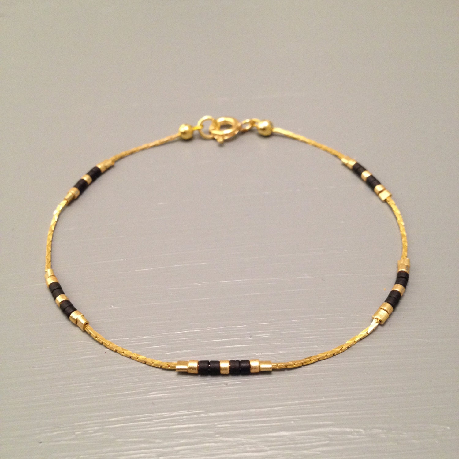 dainty gold bracelet bead simple bracelet by ToccoDiLustro on Etsy