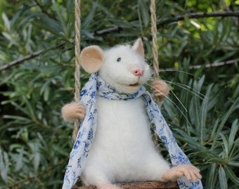 Swinging Mouse, Needle Felted Mouse, White Mouse, Soft Sculpture, Needle Felted Animal, Cute Felt, Eco Toy, Art Doll .