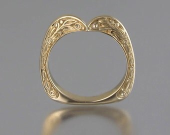 COUNTESS 14K yellow gold wedding band (sizes 7 to 9.5)