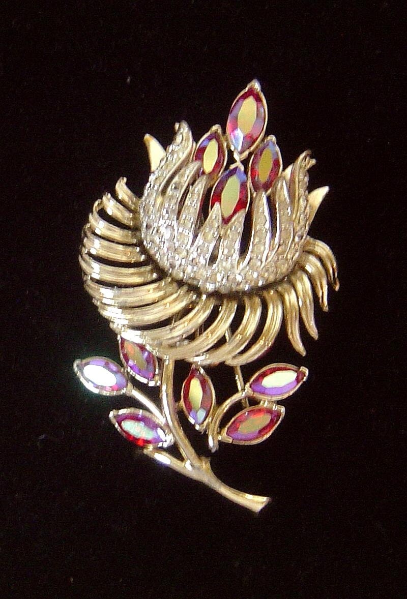 JANUARY SALE Vintage Pegasus CORO thistle/flower Brooch pin - Etsy On Sale