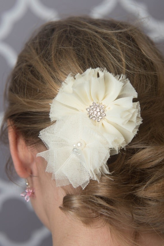 Ivory hair clip cream flower clip bridal hair clip vintage