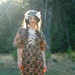 Size Petite... Vintage 1950s Dress... Seashell & Bird Novelty Print... 50s Cotton Day Dress... SHE Sells SEASHELLS (xs)