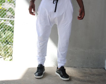 white jogger pants mens