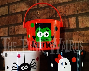 Personalized Toddler Halloween Bucket, Personalized Halloween bucket pail, Trick or Treat Bucket
