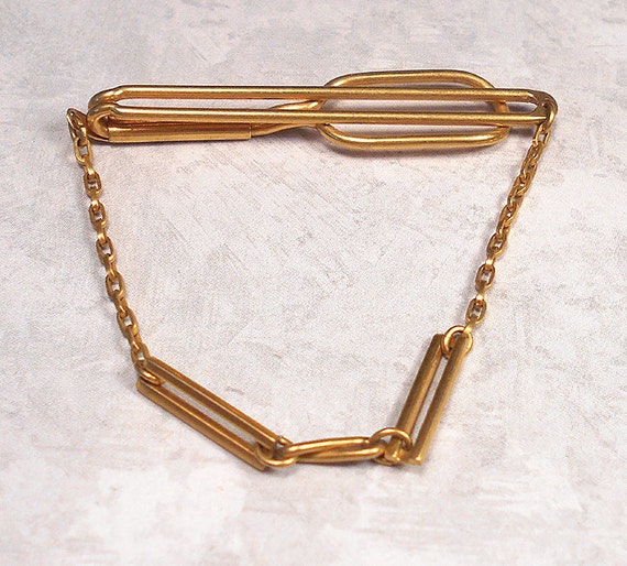 Vintage Tie Bar Cravat Holder with Chain Gold by SharkysWaters