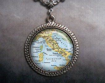 Italy map necklace, Italy map pendant necklace, Italy map jewelry, Italian jewelry, Italy necklace, Italy charm necklace map jewelry