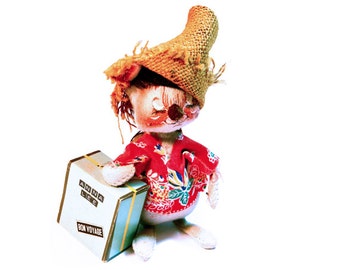 ANNALEE MOUSE DOLL Vacationer Traveler Boy Mouse Traveling Mouse Wearing a Straw Hat & Carrying Suitcase 1980s AnnaLee Dolls