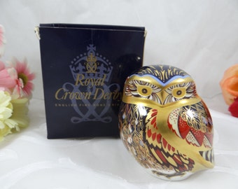 Vintage Royal Crown Derby English Bone China "Little Owl" First Quality Paperweight Figurine In Original Box