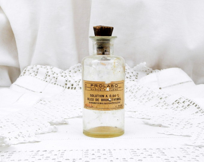 Small Antique French Glass "Bleu de Bromothymol " Bottle with a Cork Stopper, French Country Decor, Bromothymol Blue, Apothecary, Chemist