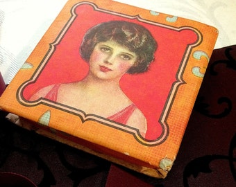 Striking Small Flapper Box, Small Tiny Antique Box, Cardboard Box, Flapper Pretty Lady, Orange, 1920s, Fleur de Li, Tiny Gift Box, Art Deco