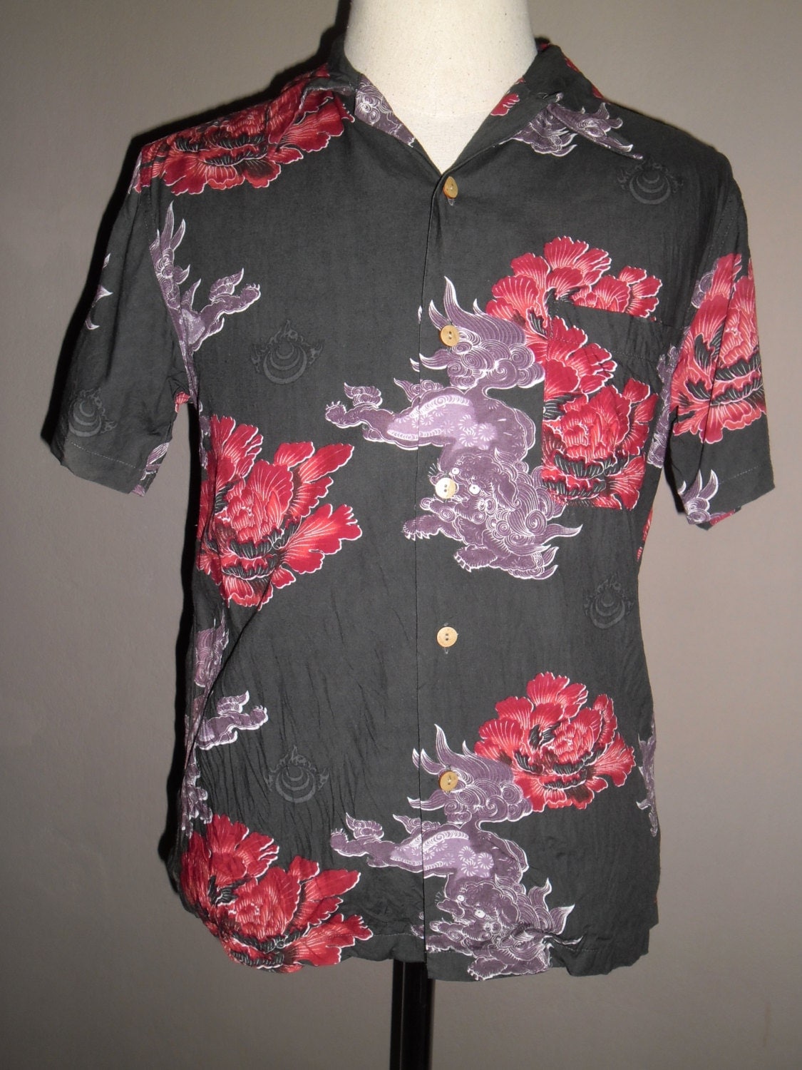 black hawaii shirt