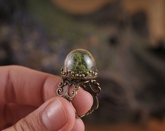 Moss ring, nature ring, green moss ring, adjustable ring, statement ring, antique brass ring, nature jewelry, filigree ring