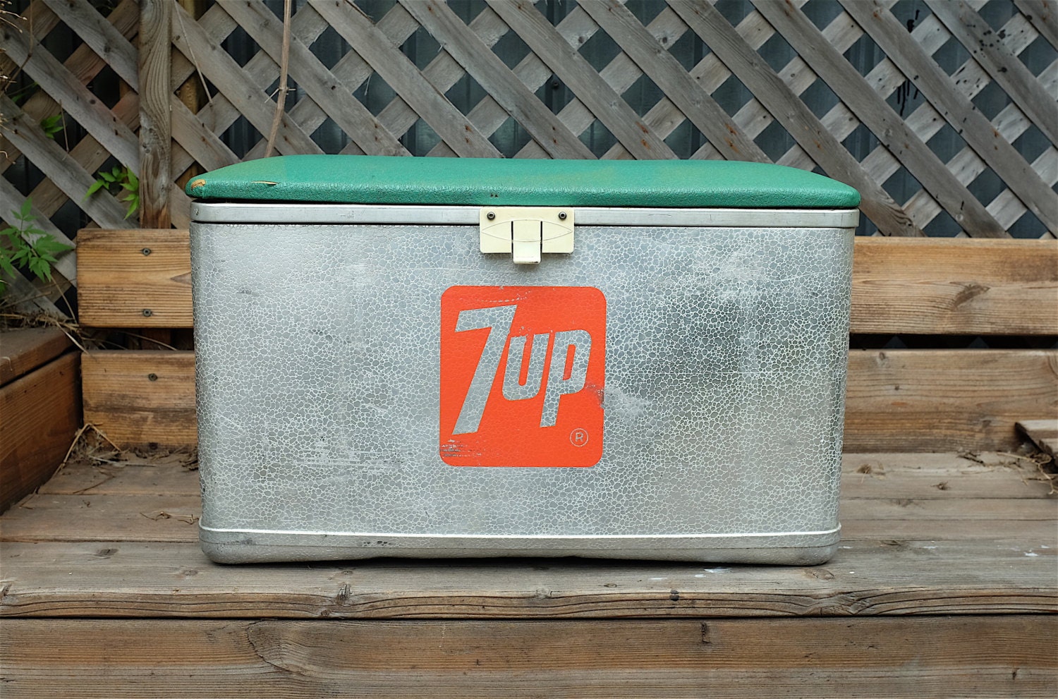 Original 1950s 7UP Picnic Camping Cooler Ice Chest Aluminum