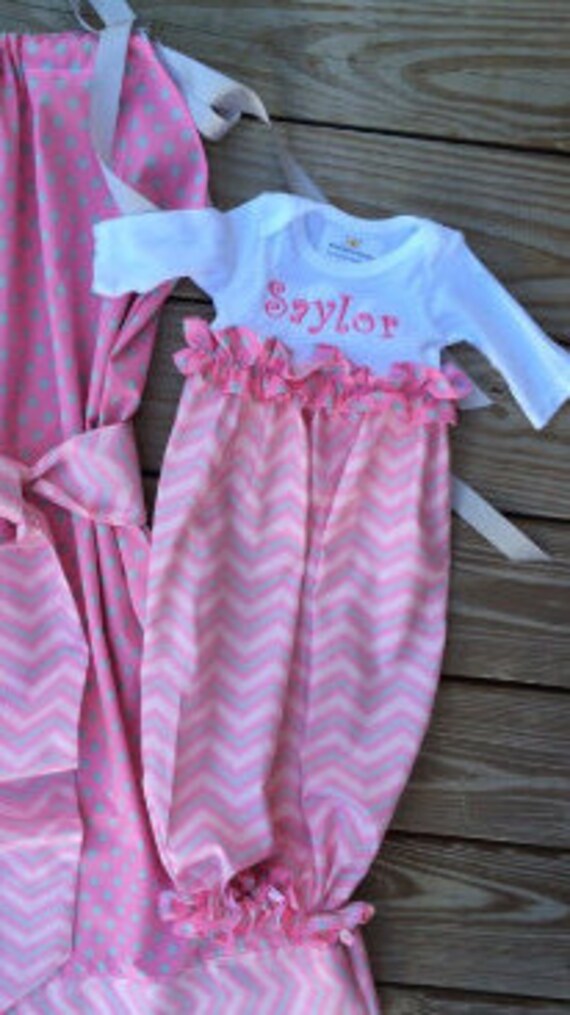 matching mommy and newborn gowns
