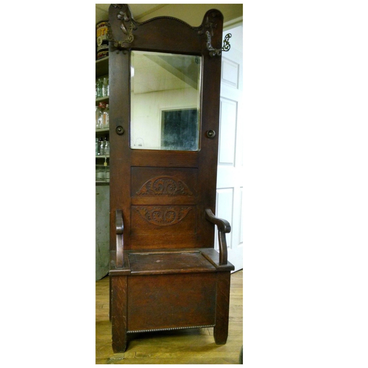 Antique Oak Hall Tree With Ornate Design and Hooks