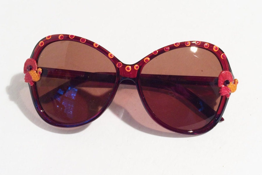 Turkey Sunglasses Bug Eye Mod Retro Funky Vintage by TheNeedtoRead