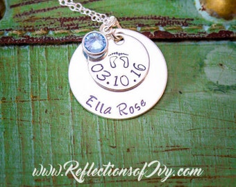 Personalized Mommy Necklace • New Baby Gift • New Mom Gift • Baby Feet Necklace • Personalized Date • Stamped Name •Infant Loss•Push Present