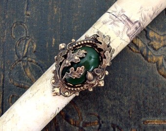 Woodland Oak Leaf Ring - Antique Style Brass Acorn Ring - Dark Forest Green Cabochon Renaissance Ring Nature Fairy Ren Faire Jewelry -