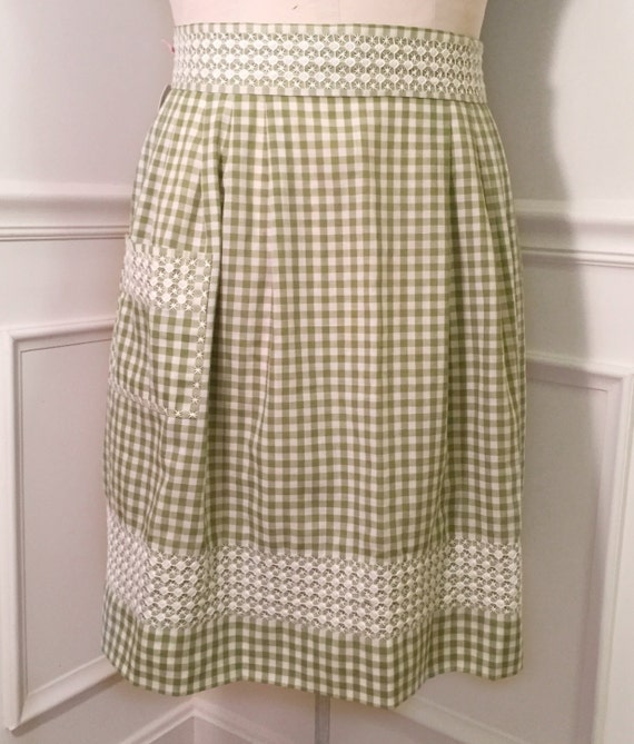 Vintage Green Gingham Apron by VintageChicVa on Etsy