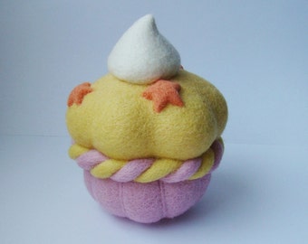 Pastel Needle felted Cupcake - Felt Food - decorative cake - easter decoration - ready to ship