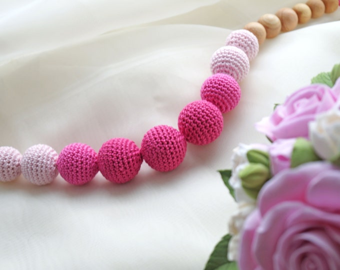 Nursing necklace / Teething necklace / Babywearing necklace - Rose dream