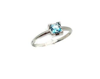 push present jewelry gift mom wife ring