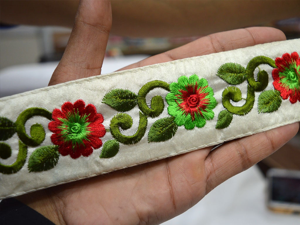 Fabric trims and embellishments Decorative Trims Embroidered