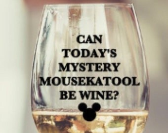 Disney Glass, Wine Glass, Personalized Gifts, Disney Gifts for adults, Gift for Mom, Disney, Disney Gifts, Gifts for her, Birthday Gifts