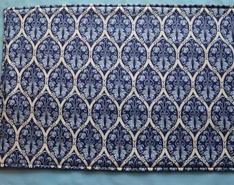 6 placemats/2 potholders, reversible placemats,blue placemats, linens,cloth placemats, gift, birthday gift