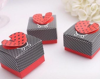 50pcs Wedding Candy Box Baby Shower Favor Box Party Decorations "Cute as a Bug" 3-D Wing Ladybug Favor Box Decoration Mariage
