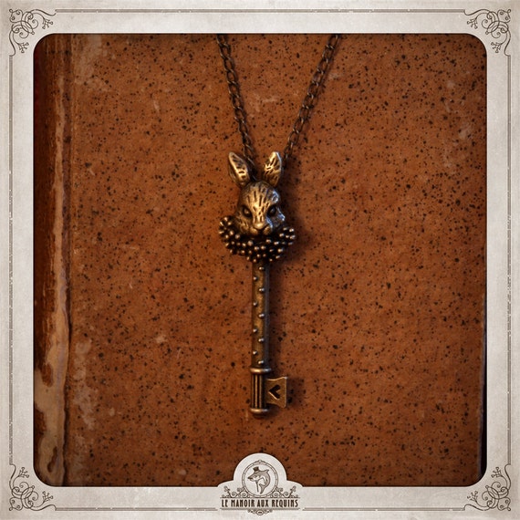 ALICE necklace bronze pendant steampunk key rabbit of Alice in the Wonderland COP019 by LeManoirAuxRequins steampunk buy now online