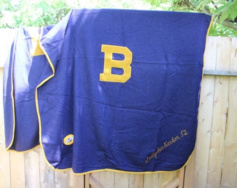 Wool Blanket Varsity Letter B Beloit Collage Sorority Fraternity Delta Gamma Stadium Artcraft label 1950 VINTAGE by Plantdreaming