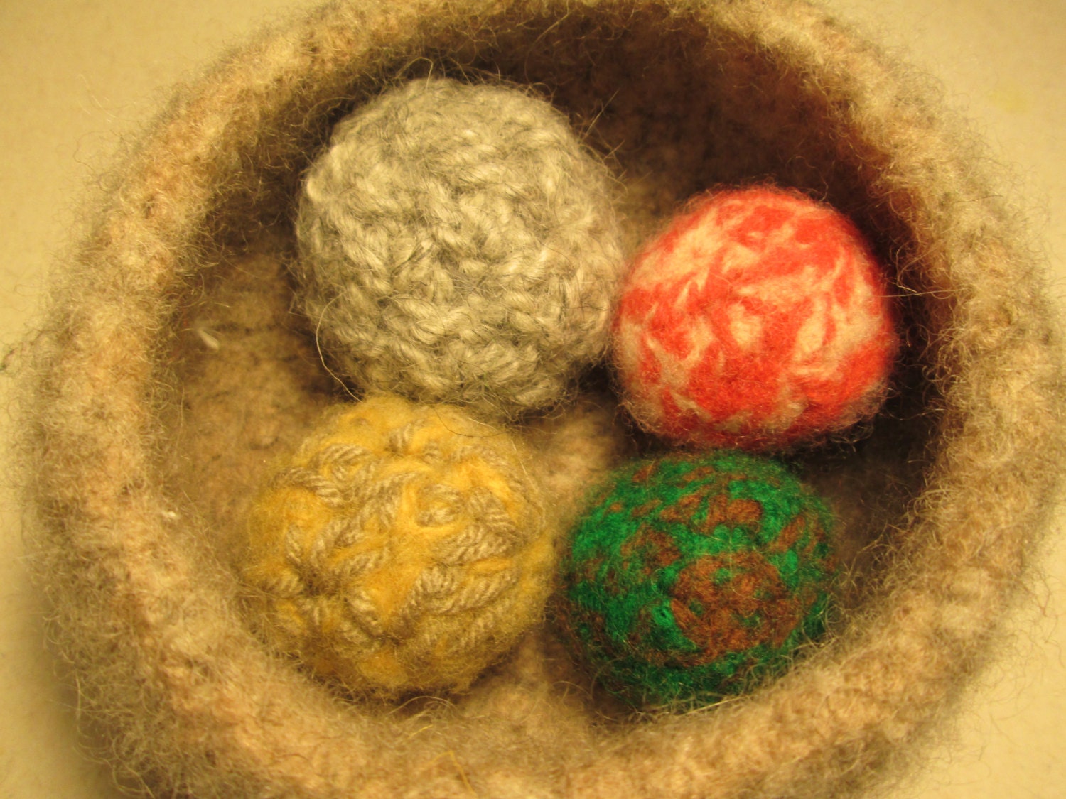 Set of 4 Wool Felted Cat Toy Balls by SuzannesStitches Wool