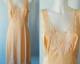 Vintage Valisere Peach Slip, Peach Full Slip, Valisere, Peach Slip, Vintage Slip, Full Slip, 1970s Full Slip