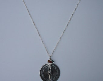 Collier pendentif "je t'aime...." argenté et perles semi-précieuses malachite et oeil de tigre