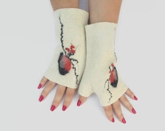 Felted Fingerless Gloves Fingerless Mittens Arm warmers Wristlets Merino Wool White