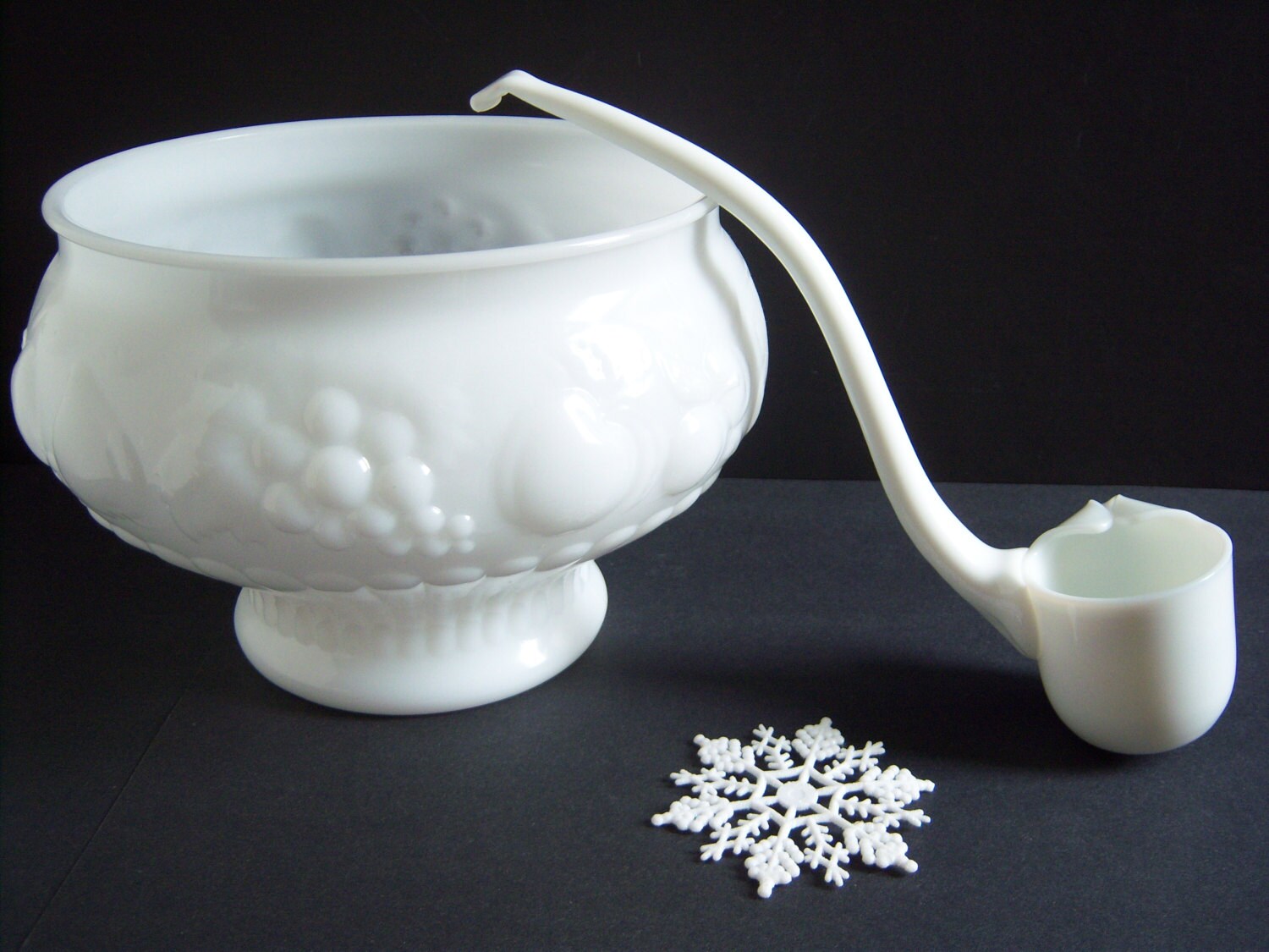 Milk Glass Ladle Westmoreland Milk Glass by RetropolitanHolmes