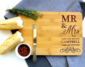 Personalized Cutting Board, Custom Cutting Board, Wedding gift, Mr & Mrs, Anniversary Gift
