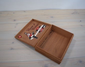 Vintage Cigar Box, Wood Box, wooden Cigar Box, House of Windsor, Palmas