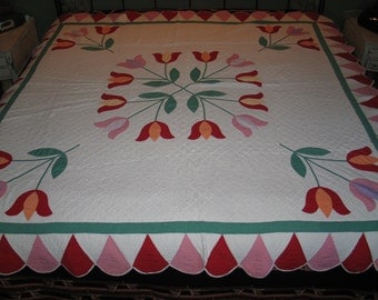 Estate Antique Quilt Hand Quilted-Hand Applique~Tulips-Pennsylvania-Petal Point Border