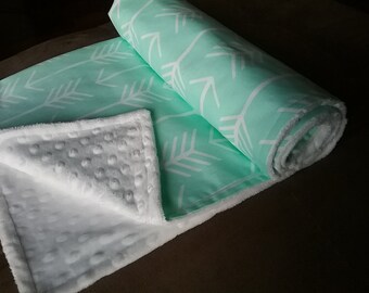 25" X 35" Baby Blanket White arrows on mint, White Bubble Dot Minky .