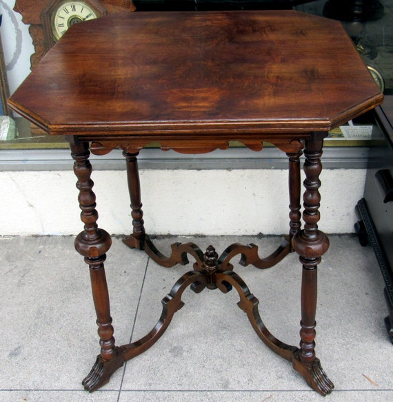 Neoclassical Occasional Table burled walnut