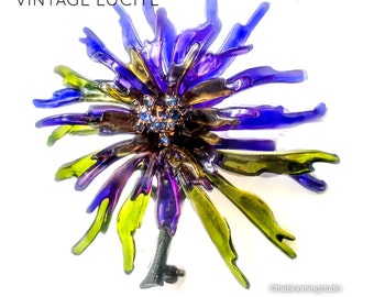 Vintage Plastic Flower Rhinestone Brooch