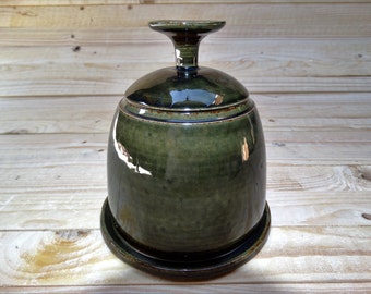 Ceramic Cheese cover, Wheel-thrown ceramic Dome with plate, Ceramic glazed Cheese Dome, Wheel-thrown Camembert Cloche, Cheese cover, Tray