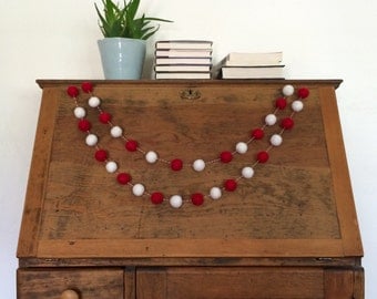 Peppermint Felt Ball Garland