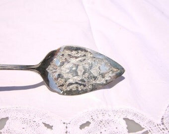 Vintage Ornate Gorham Heritage Silverplate Cake / Pie / Pastry Server From Italy, pretty ornate cake serving tool