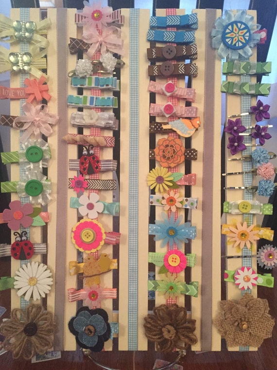 Items similar to 6 assorted hair clips on Etsy