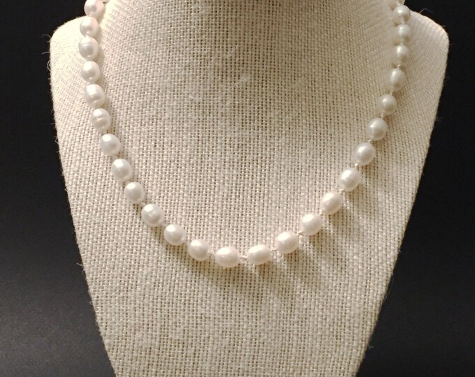 White freshwater pearl knotted necklace, pearl necklace, white pearl necklace, white freshwater pearl jewellry, knotted pearl
